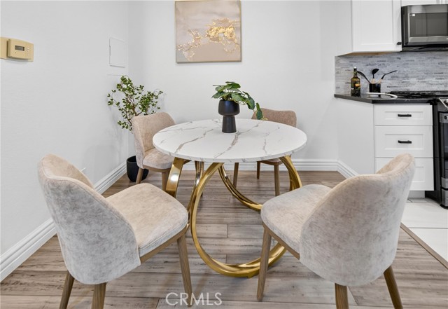 Detail Gallery Image 6 of 36 For 158 Maegan #9,  Thousand Oaks,  CA 91362 - 3 Beds | 2/1 Baths