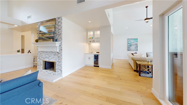 Detail Gallery Image 18 of 56 For 370 Cherry Hills Ct, Thousand Oaks,  CA 91320 - 3 Beds | 3/1 Baths