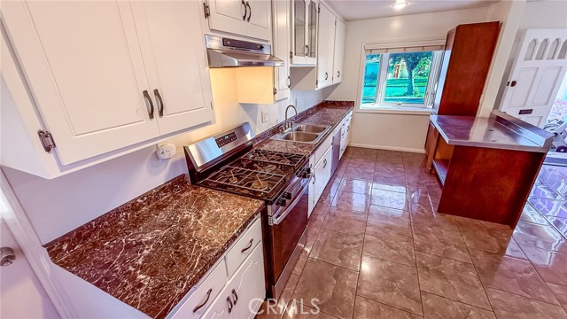 Detail Gallery Image 5 of 18 For 7551 Quimby Ave, West Hills,  CA 91307 - 3 Beds | 2 Baths