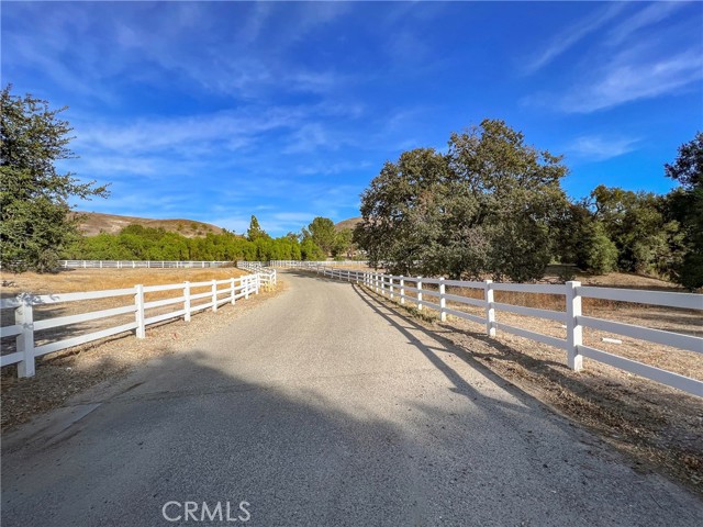 Detail Gallery Image 16 of 17 For 6467 Chesebro Rd, Agoura Hills,  CA 91301 - – Beds | – Baths