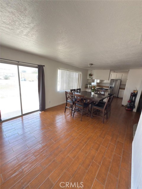 Detail Gallery Image 2 of 19 For 12960 El Rio Road, Victorville,  CA 92392 - 3 Beds | 2 Baths
