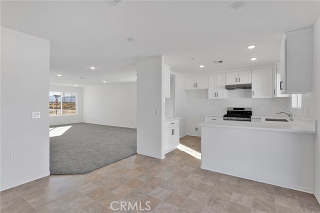 Detail Gallery Image 12 of 42 For 10110 Kemper Ave, Adelanto,  CA 92301 - 4 Beds | 2/1 Baths