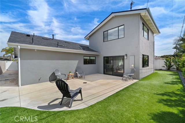 Detail Gallery Image 37 of 45 For 17551 Griffith, Huntington Beach,  CA 92649 - 4 Beds | 3 Baths