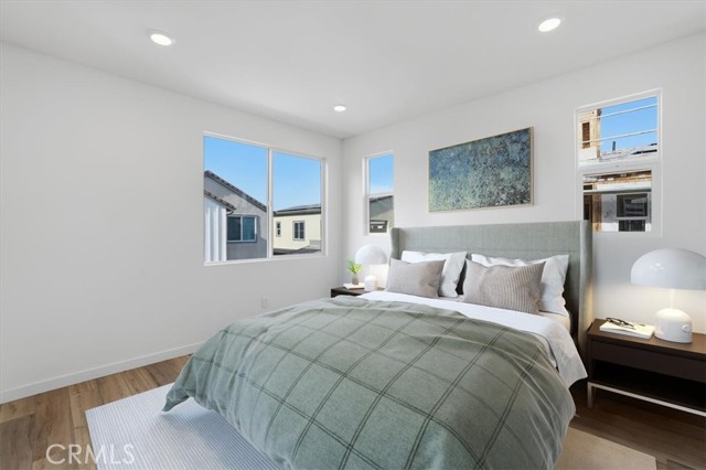 Detail Gallery Image 18 of 55 For 27321 Bear Creek Ln, Valencia,  CA 91381 - 4 Beds | 3/1 Baths