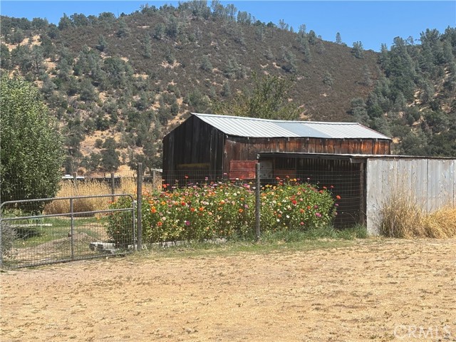4436 Pharo Place, Kelseyville CA: https://media.crmls.org/medias/b17e6f25-512b-4749-8949-901d854ea41f.jpg