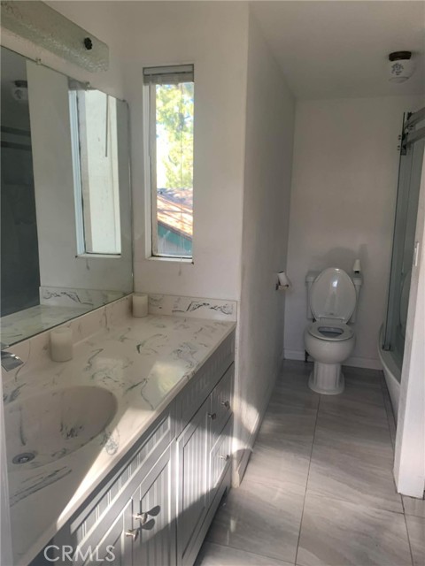 Detail Gallery Image 5 of 6 For 32490 Scandia Dr, Running Springs,  CA 92382 - 3 Beds | 3 Baths