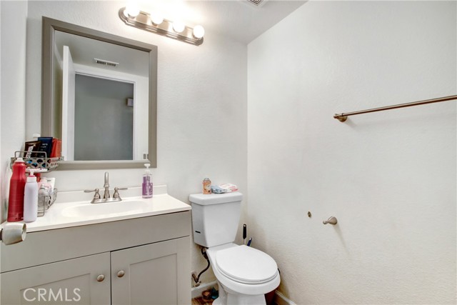 Detail Gallery Image 12 of 15 For 317 Aurora Dr, Perris,  CA 92571 - 3 Beds | 2/1 Baths