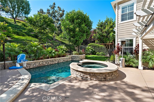 Detail Gallery Image 28 of 59 For 29 Hallcrest Dr, Ladera Ranch,  CA 92694 - 5 Beds | 5 Baths