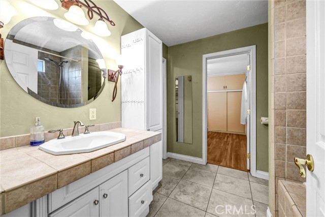 2451 Graydon Avenue, Monrovia CA: https://media.crmls.org/medias/b17f86ac-e4b0-4d16-bacd-ba747c5727f8.jpg
