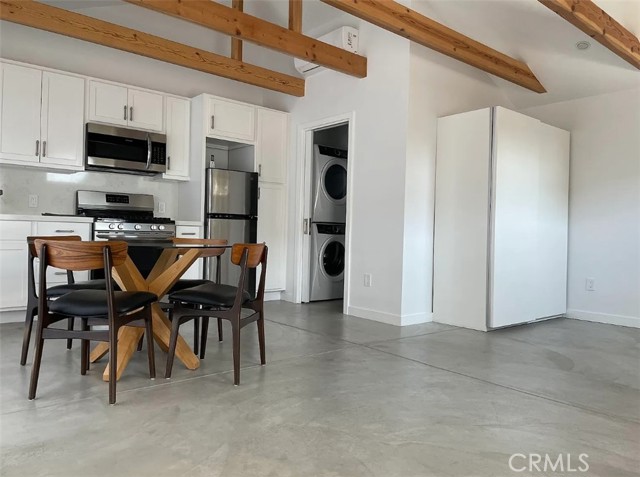 Detail Gallery Image 4 of 16 For 6521 W 87 St, Westchester,  CA 90045 - 0 Beds | 1 Baths