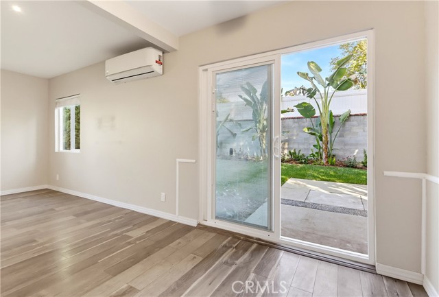 17811 Ludlow Street photo 13