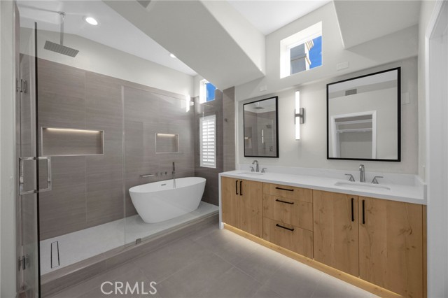 MLS #OC25258217 image #12