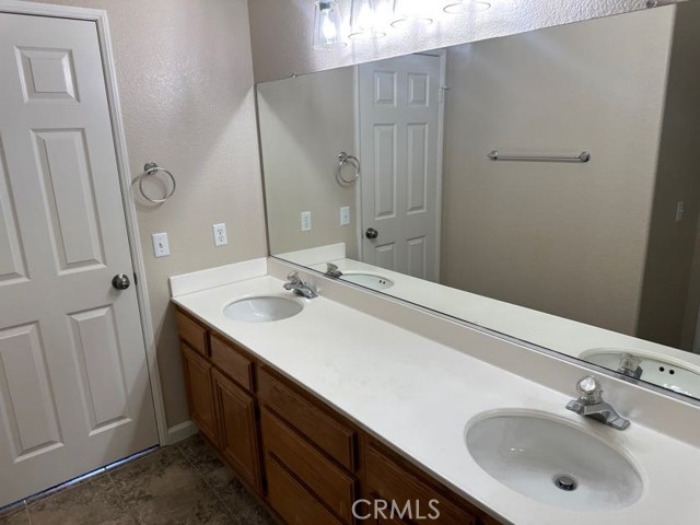 Detail Gallery Image 18 of 24 For 43644 Savona, Temecula,  CA 92592 - 4 Beds | 2/1 Baths