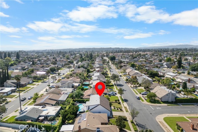 634 Pinehurst Avenue, Placentia CA: https://media.crmls.org/medias/b1812e84-d3e3-4068-92df-3eeac5d4b678.jpg