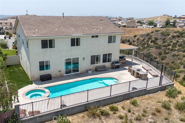 148 Mesquite Court, Calimesa CA: https://media.crmls.org/medias/b181a8b6-cc09-4e91-ae3b-5ace9c959988.jpg