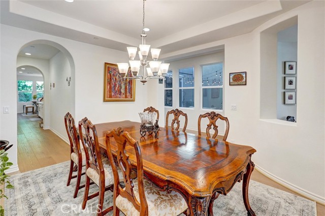 Detail Gallery Image 11 of 60 For 6845 Shadow Wood Dr, Moorpark,  CA 93021 - 5 Beds | 4/1 Baths