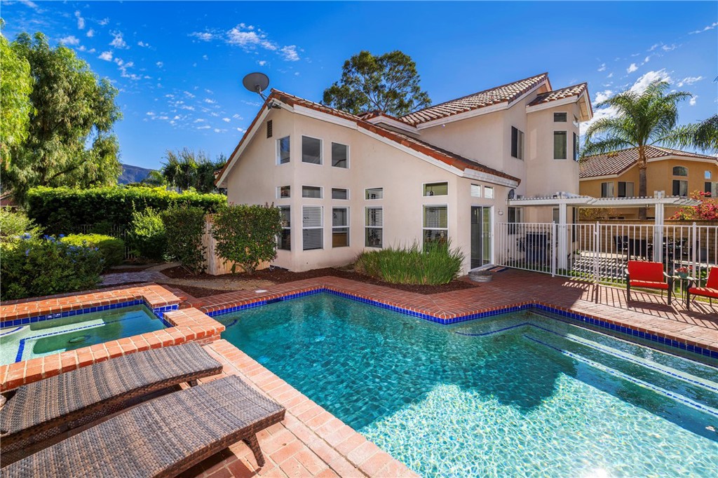 MLS #NP25236153 image #4