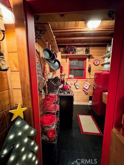 Detail Gallery Image 27 of 31 For 529 West Victoria Ct, Lake Arrowhead,  CA 92352 - 2 Beds | 1 Baths