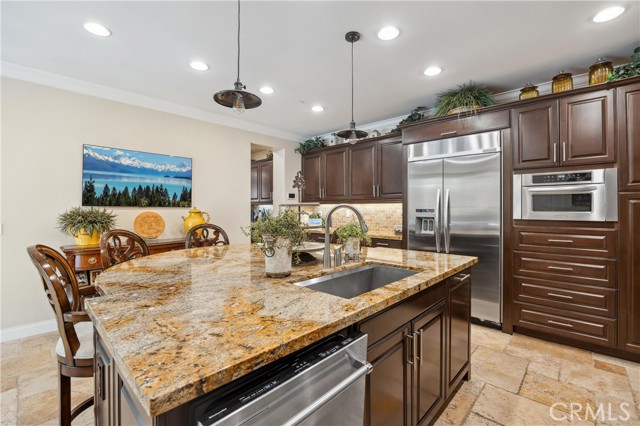 8356 Noelle Drive, Huntington Beach CA: https://media.crmls.org/medias/b183d497-6caa-4dd7-a4c4-6afa4a210942.jpg