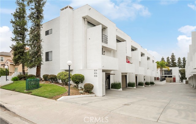 Detail Gallery Image 2 of 33 For 816 N Monterey St #14,  Alhambra,  CA 91801 - 2 Beds | 2/1 Baths