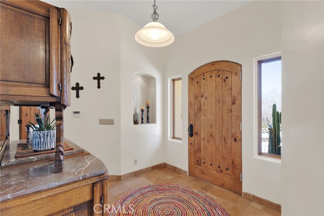 Detail Gallery Image 8 of 75 For 31024 Rabbit Springs Rd, Lucerne Valley,  CA 92356 - 4 Beds | 5 Baths