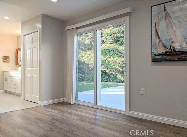 13651 Espirit Way, Irvine CA: https://media.crmls.org/medias/b184a815-b6bd-411d-914d-654bb4160b5d.jpg