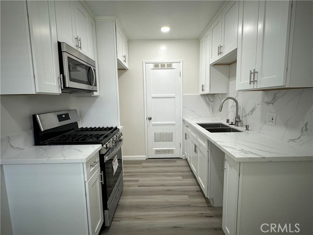 7908 2nd Street, Downey CA: https://media.crmls.org/medias/b185725a-aa53-458f-b64f-b38113bc584f.jpg
