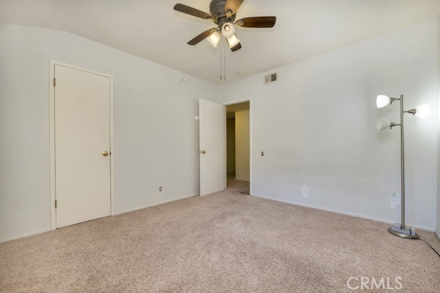 11583 Zelzah Avenue photo 23