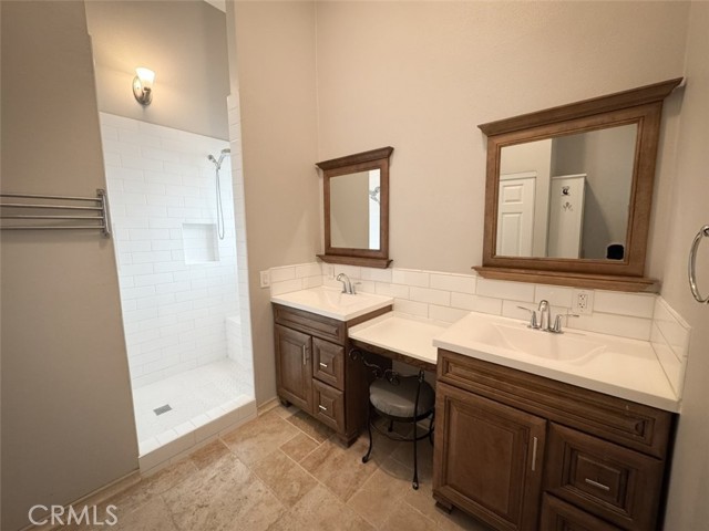 2315 Paseo De Cima, Glendale CA: https://media.crmls.org/medias/b18732e8-daf3-4de1-a4a4-5295f30b5582.jpg