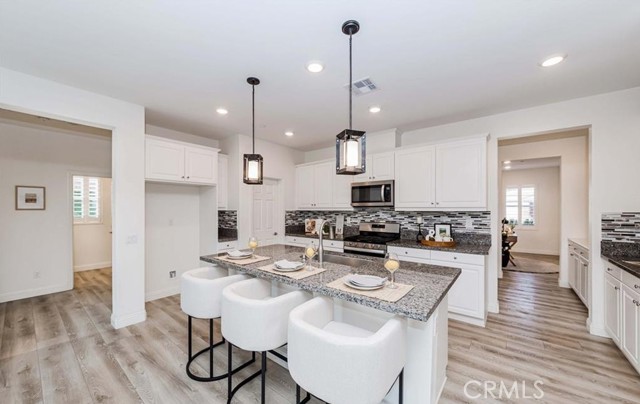 Detail Gallery Image 16 of 27 For 20886 Mountain Gate, Riverside,  CA 92507 - 4 Beds | 2/1 Baths