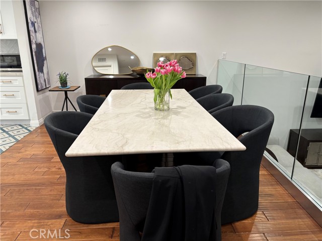 5533 Edward E Horton Lane, Encino CA: https://media.crmls.org/medias/b1878a84-8208-40bc-b690-17b2511111ac.jpg