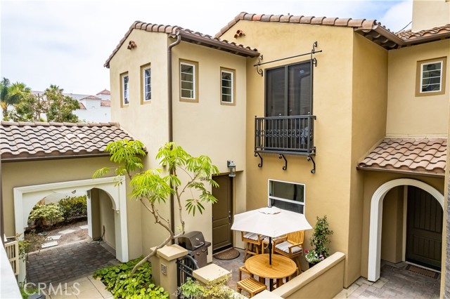 Detail Gallery Image 1 of 1 For 21340 Veleta Cir, Huntington Beach,  CA 92648 - 2 Beds | 2/1 Baths