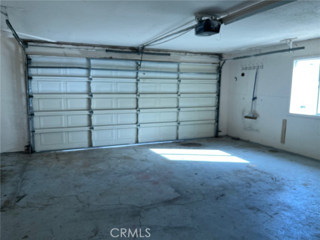 Image 24 of 33 For 22485 Canyon Lake Drive