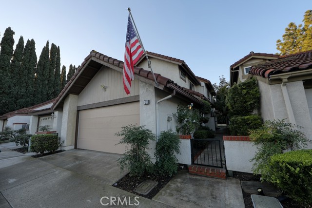 30 Rossano, Irvine, CA 92620