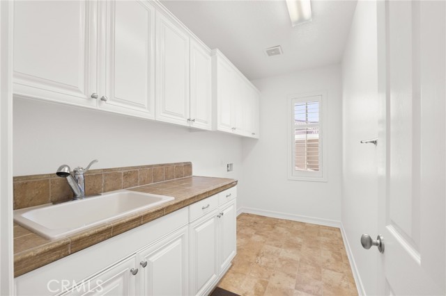 Detail Gallery Image 29 of 74 For 22383 Quiet Bay, Corona,  CA 92883 - 5 Beds | 4/1 Baths
