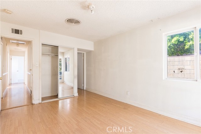 Detail Gallery Image 21 of 48 For 17149 Donmetz, Granada Hills,  CA 91344 - 4 Beds | 2 Baths