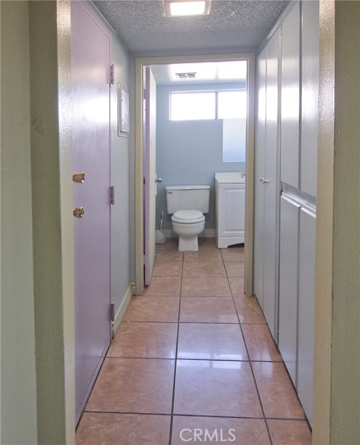 601 S Newhope Street, Santa Ana CA: https://media.crmls.org/medias/b18966ee-95fa-43ca-93c6-5014f025350b.jpg