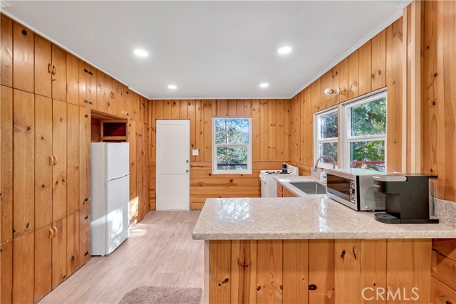 Detail Gallery Image 28 of 65 For 22421 Pine Dr, Cedarpines Park,  CA 92322 - 4 Beds | 1 Baths