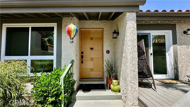 Detail Gallery Image 1 of 38 For 11467 Tampa Ave #154,  Porter Ranch,  CA 91326 - 3 Beds | 3 Baths