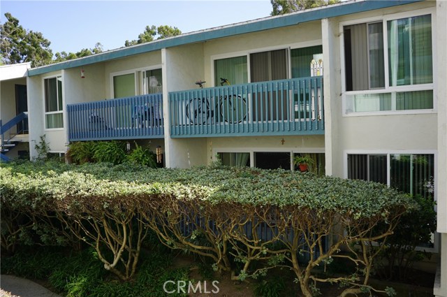 812 Camino Real, Redondo Beach, California 90277, 2 Bedrooms Bedrooms, ,2 BathroomsBathrooms,Residential,Sold,Camino Real,SB17241848