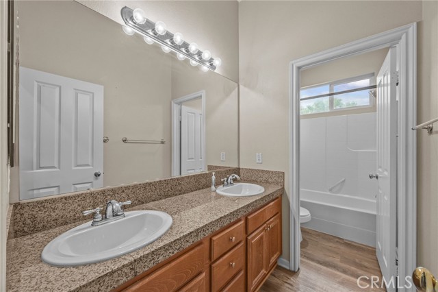 Detail Gallery Image 32 of 54 For 101 via De La Valle, Lake Elsinore,  CA 92532 - 4 Beds | 2/1 Baths