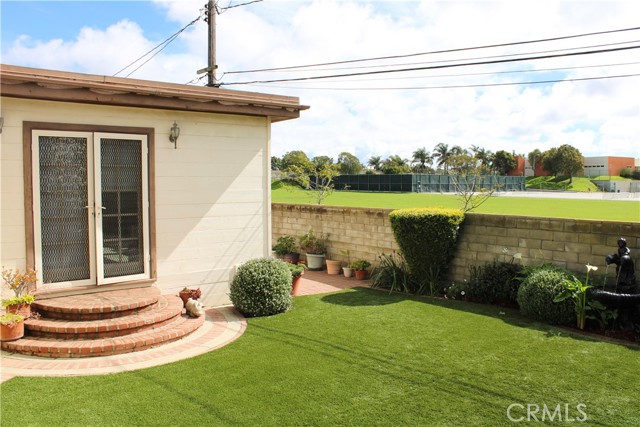 1616 18th Street, Manhattan Beach, California 90266, 3 Bedrooms Bedrooms, ,2 BathroomsBathrooms,Residential,For Sale,18th,SB24034463