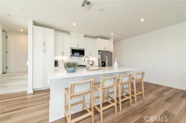 Detail Gallery Image 3 of 24 For 1515 W Bushell St, Anaheim,  CA 92805 - 3 Beds | 2/1 Baths