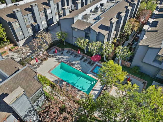 Detail Gallery Image 37 of 45 For 5707 Topanga Canyon Bld #7,  Woodland Hills,  CA 91367 - 2 Beds | 2/1 Baths