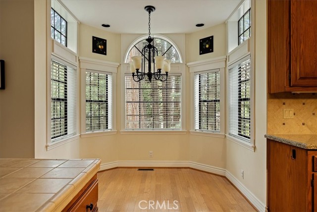 Detail Gallery Image 19 of 74 For 490 Bay View Ct, Lake Arrowhead,  CA 92352 - 5 Beds | 6/1 Baths