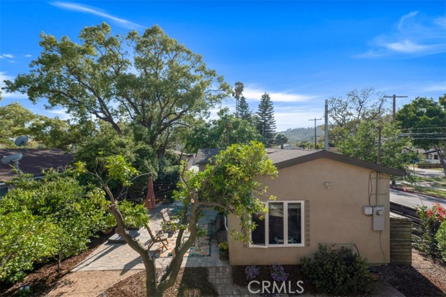 Image 8 of 57 For 3760 Dover Street