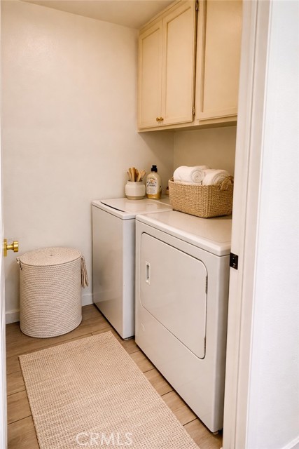 Detail Gallery Image 10 of 22 For 48 Baycrest Ct, Newport Beach,  CA 92660 - 2 Beds | 2 Baths