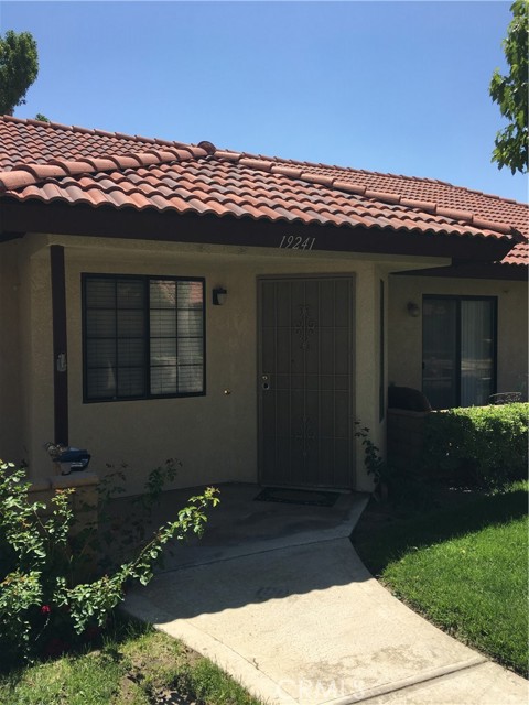19241 Elm Drive, Apple Valley, CA, 92308 19241 Elm Drive, Apple Valley, CA, 92308