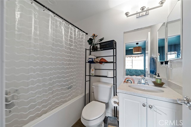 Detail Gallery Image 17 of 34 For 1052 Newberry Ln, Claremont,  CA 91711 - 2 Beds | 2/1 Baths