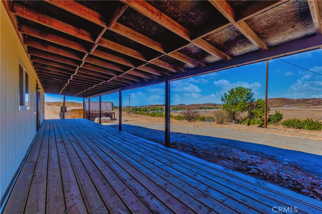 https://media.crmls.org/medias/b18f92d4-6b28-463b-928d-0f3a4ea48d41.jpg?preset=X-Large